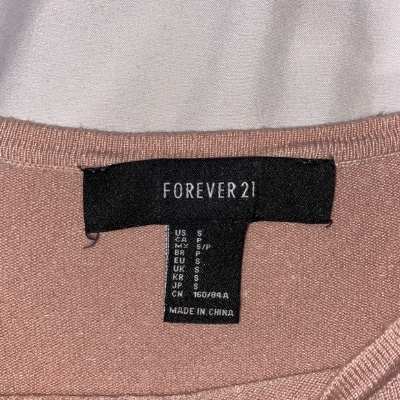 Pink forever 21 crop long sleeve shirt - Picture 2 of 2